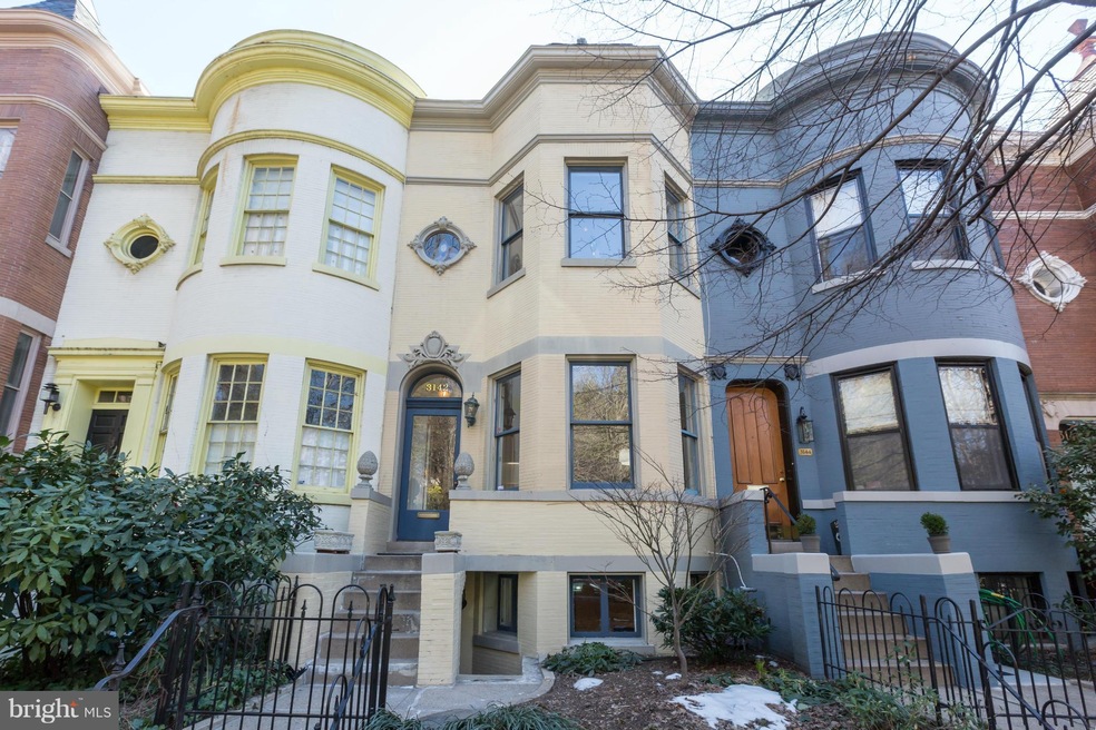 3142 Q St NW, Washington, DC 20007 - photo 1
