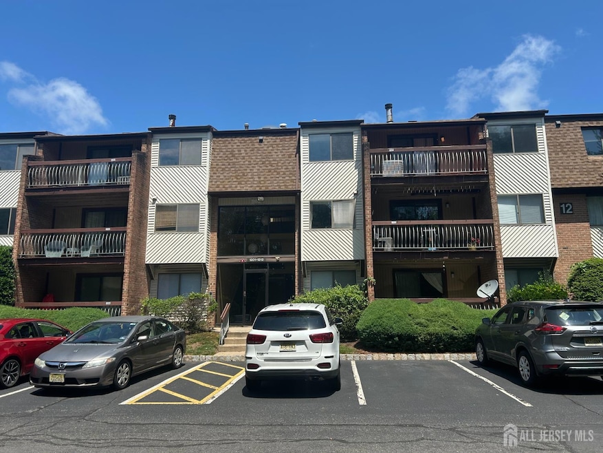 For Sale $378,000 • Co-Listing Agent