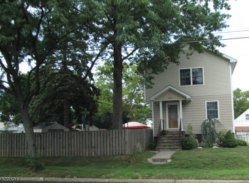 879 W Inman Ave, Rahway, NJ 07065 - photo 1