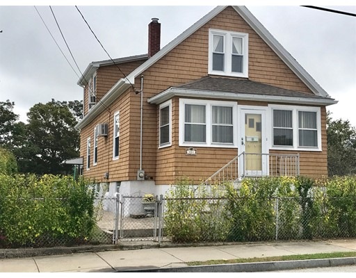 8 Mccabe St, South Dartmouth, MA 02748 - photo 1