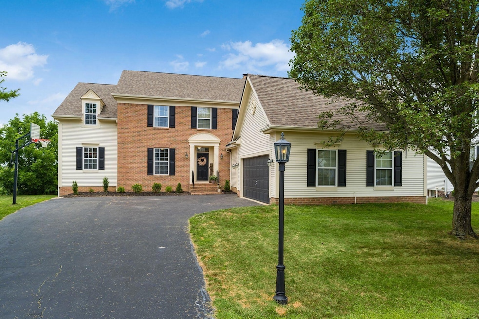 6977 Cunningham Dr, New Albany, OH 43054 - photo 1