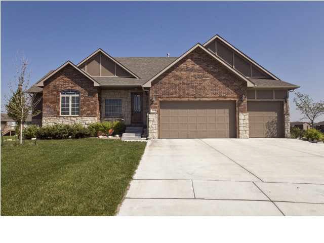2438 Sandstone in Whispering Pines in Cornerstone 