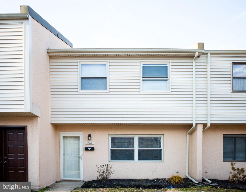 1303 Chelmsford Cir unit 1303, Newark, DE 19713 - photo 1
