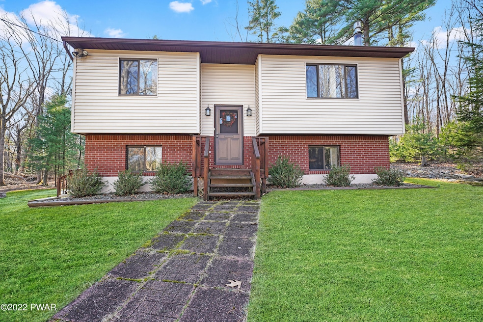 117 Palmetto Ct, Milford, PA 18337 - photo 1