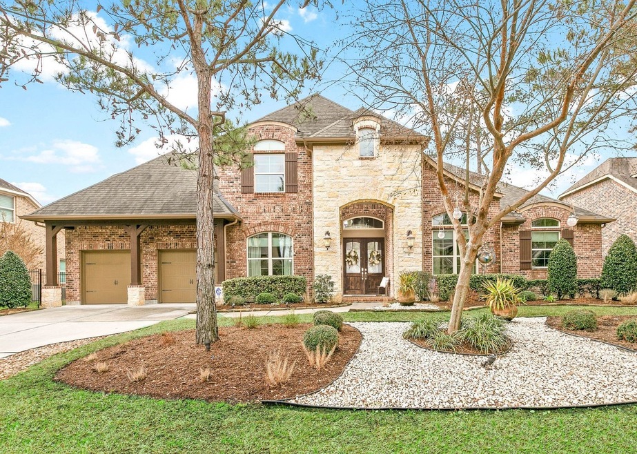 42 Spotted Lily Way, the Woodlands, TX 77354 - photo 1