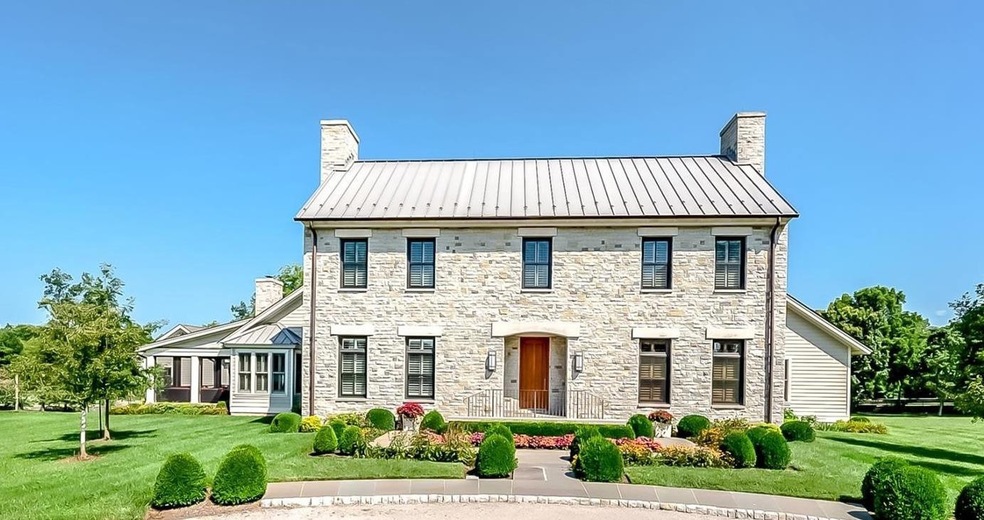 1120 Kidds Mill Rd E, Versailles, KY 40383 - photo 1