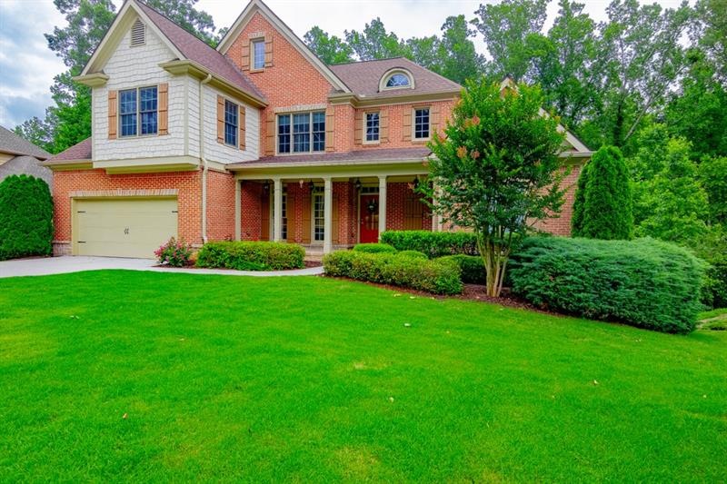 Brick Front, Shaker Accent, Concrete Siding
