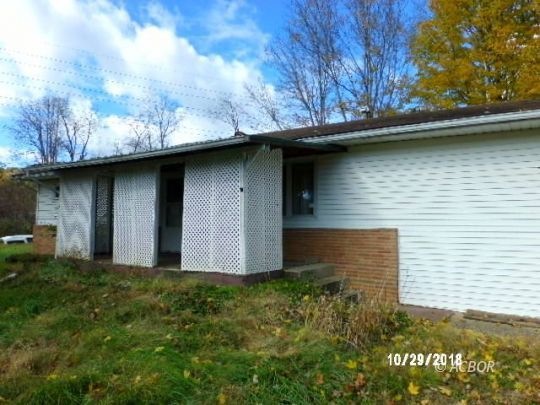 1331 Nevada Ave, Logan, OH 43138 - photo 1