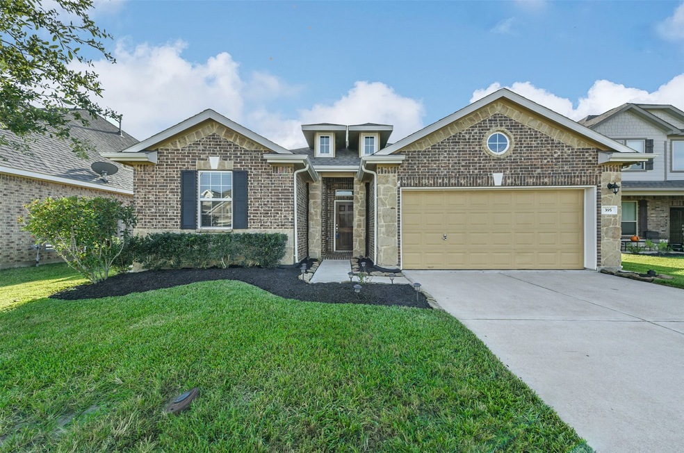 395 Lake Line Dr, Alvin, TX 77511 - photo 1