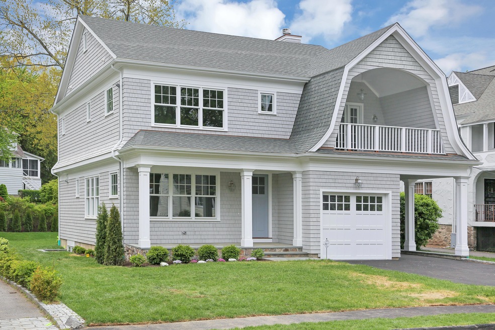 17 Salem Street, Cos Cob