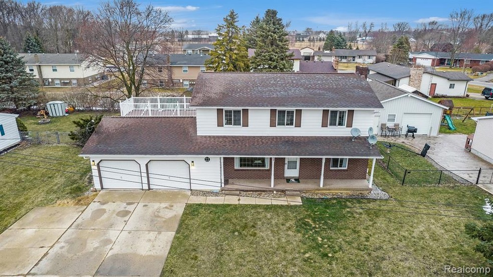 9457 Charron Dr, New Lothrop, MI 48460 - photo 1