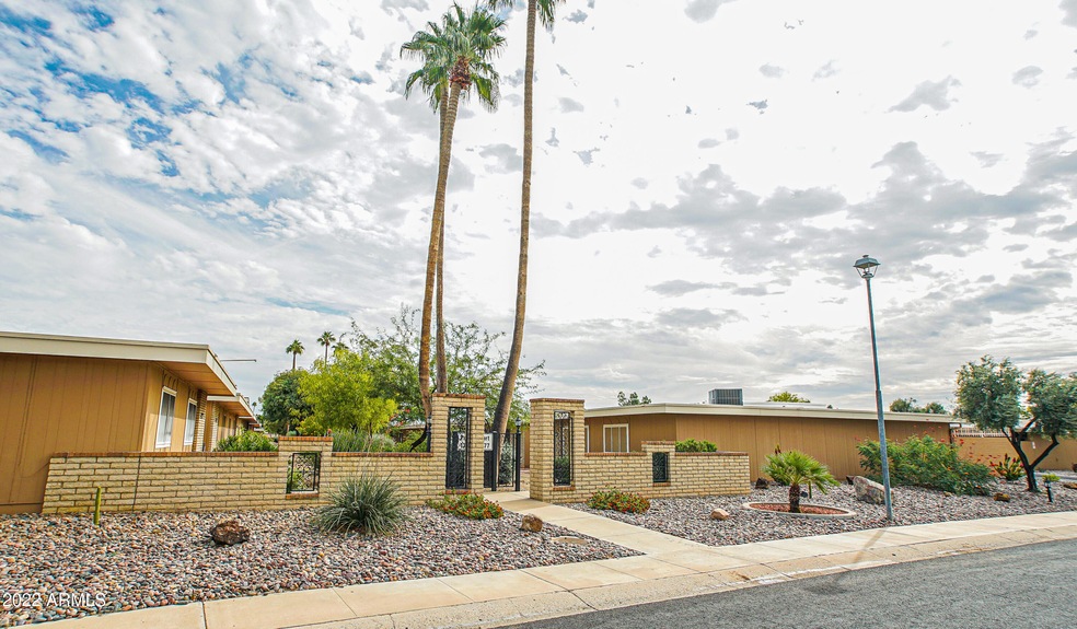 13655 N 109th Ave, Sun City, AZ 85351 - photo 1