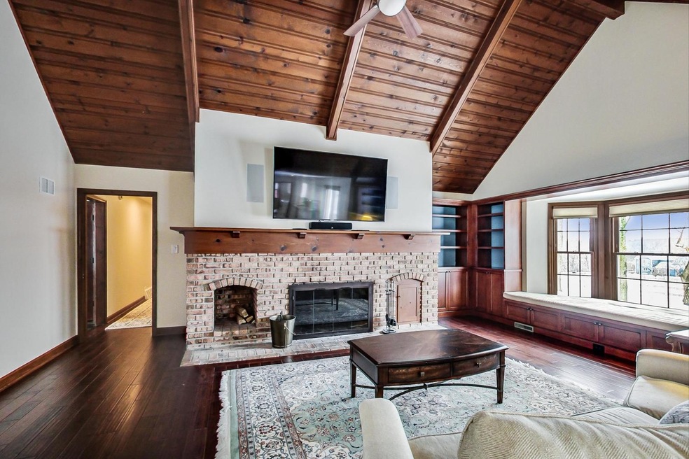 27804 S Klemme Rd, Crete, IL 60417 - photo 1