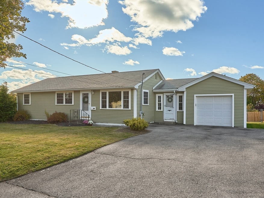 26 Ebenezer St, Worcester, MA 01604 - photo 1