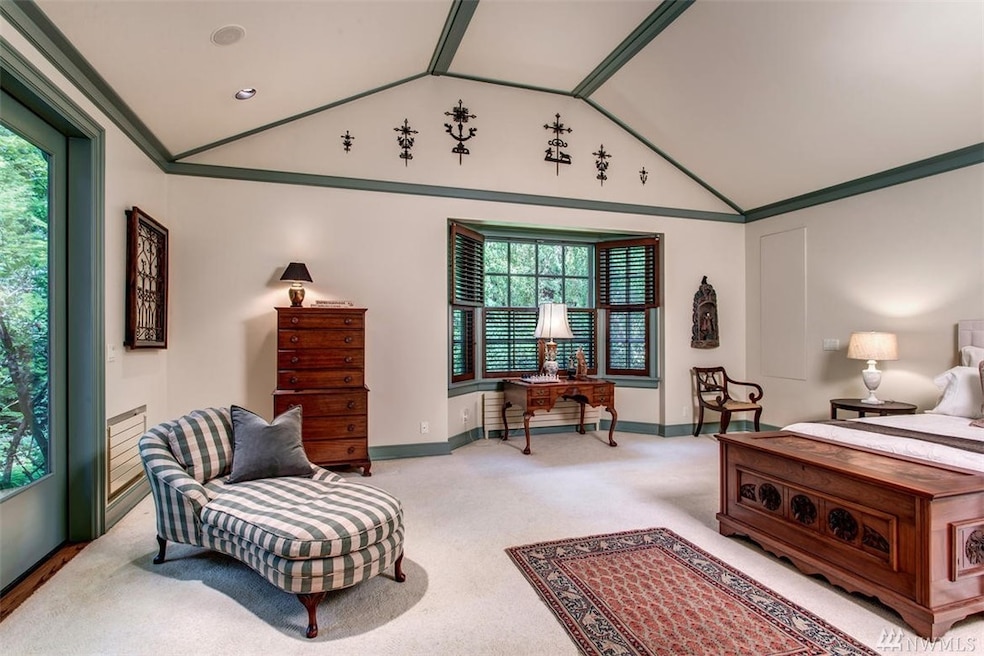 12 Evergreen Ln, Mercer Island, WA 98040 - photo 1