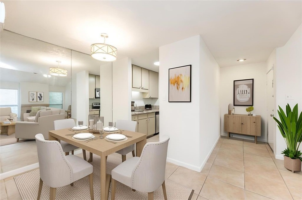 10051 Westpark Dr unit 218, Houston, TX 77042 - photo 1