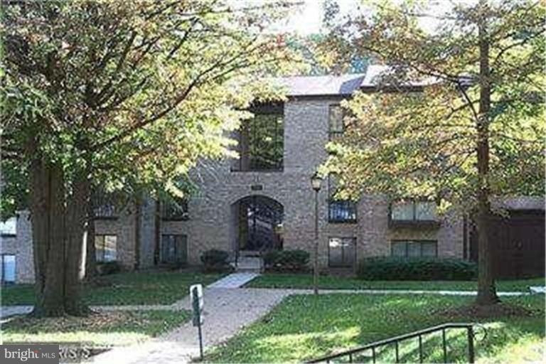 2065 Royal Fern Ct unit 21B, Reston, VA 20191 - photo 1