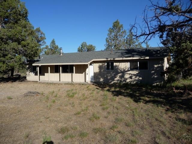 22987 Manzanita Ct, Bend, OR 97701 - photo 1