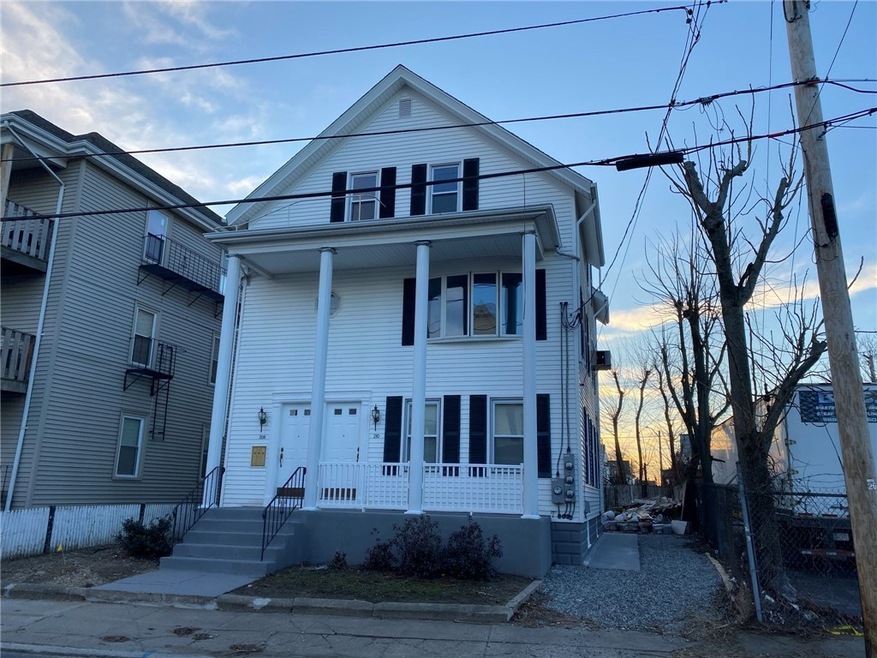 208 Sabin St, Pawtucket, RI 02860 - photo 1