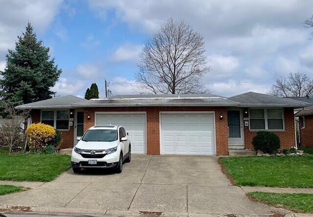 2194-2196 Tupsfield Rd, Columbus, OH 43229 - photo 1