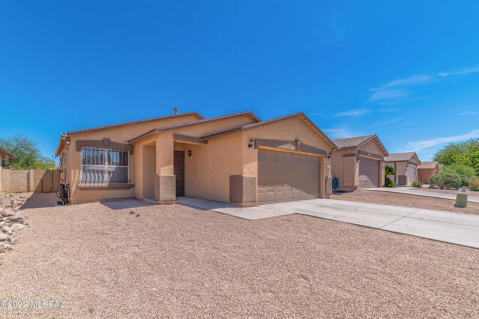 1940 Nava Drive - MLS Images-2