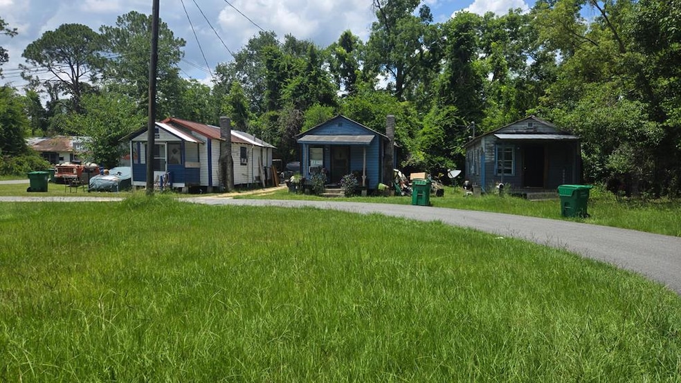 200 Deloach St, Valdosta, GA 31601 - photo 1