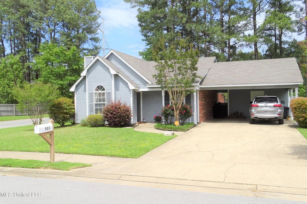 521 Mockingbird Circle