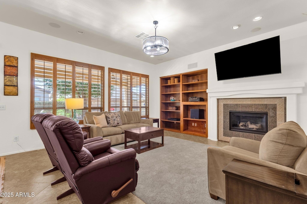 13-web-or-mls-4503-e-narrowleaf-dr