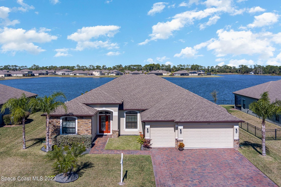 Beautiful Lake-view Property