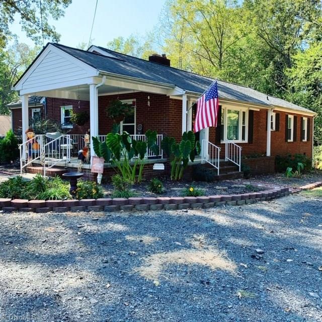 1419 Sunset Ave, Asheboro, NC 27205 - photo 1