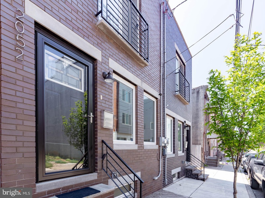 2052 Fernon St, Philadelphia, PA 19145 - photo 1