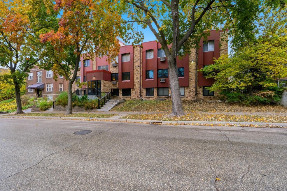 520 Ridgewood Ave unit 107, Minneapolis, MN 55403 - photo 1