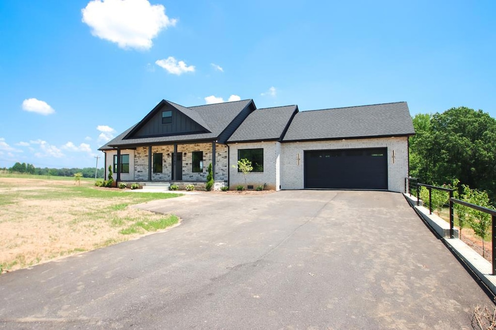 For Sale $394,900 • Co-Listing Agent