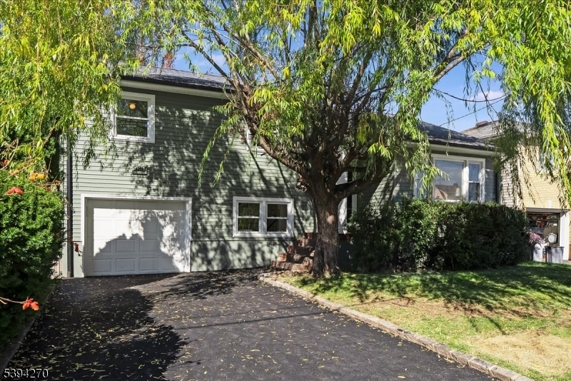 920 Peach Tree Rd, Union, NJ 07083 - photo 1