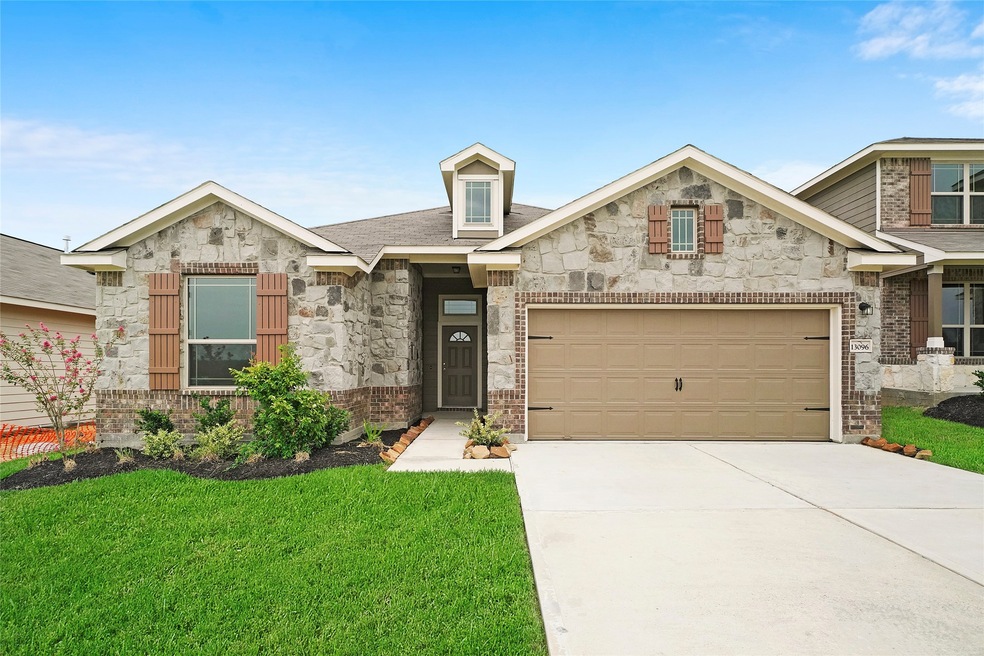 20161 Torrey Pines Ln, Cleveland, TX 77327 - photo 1