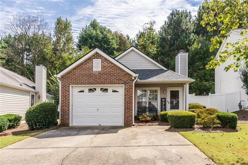 Welcome home to 1058 Daventry Crossing!