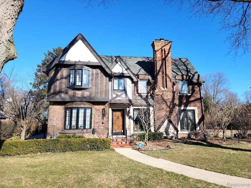 716 Berkshire Rd, Grosse Pointe Park, MI 48230 - photo 1