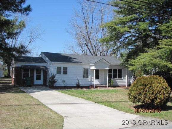 1704 W Main St, Williamston, NC 27892 - photo 1