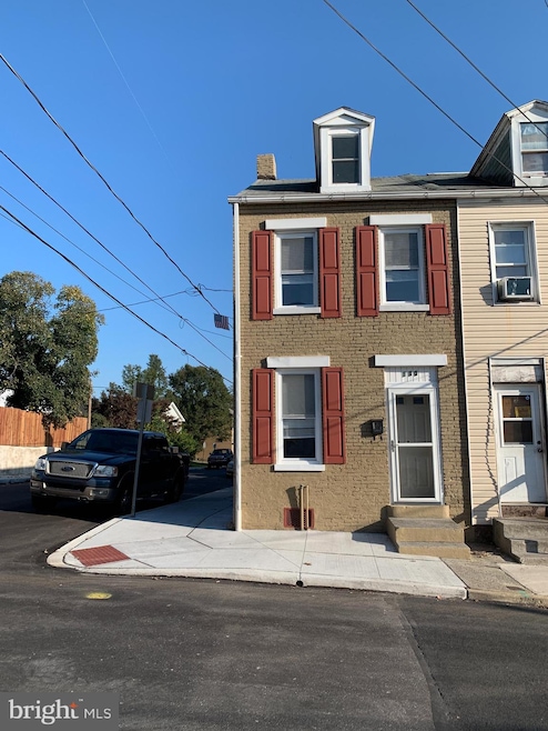 130 Perry St, Columbia, PA 17512 - photo 1