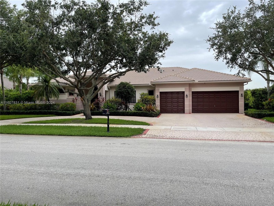 13922 SW 41st St unit 1, Davie, FL 33330 - photo 1