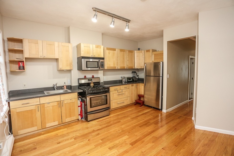 289 W 3rd St unit A, Boston, MA 02127 - photo 1