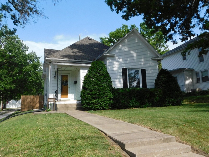 701 S Center St, Shenandoah, IA 51601 - photo 1