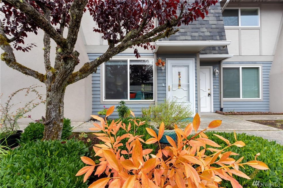 8309 Cirque Dr W unit 7, University Place, WA 98467 - photo 1