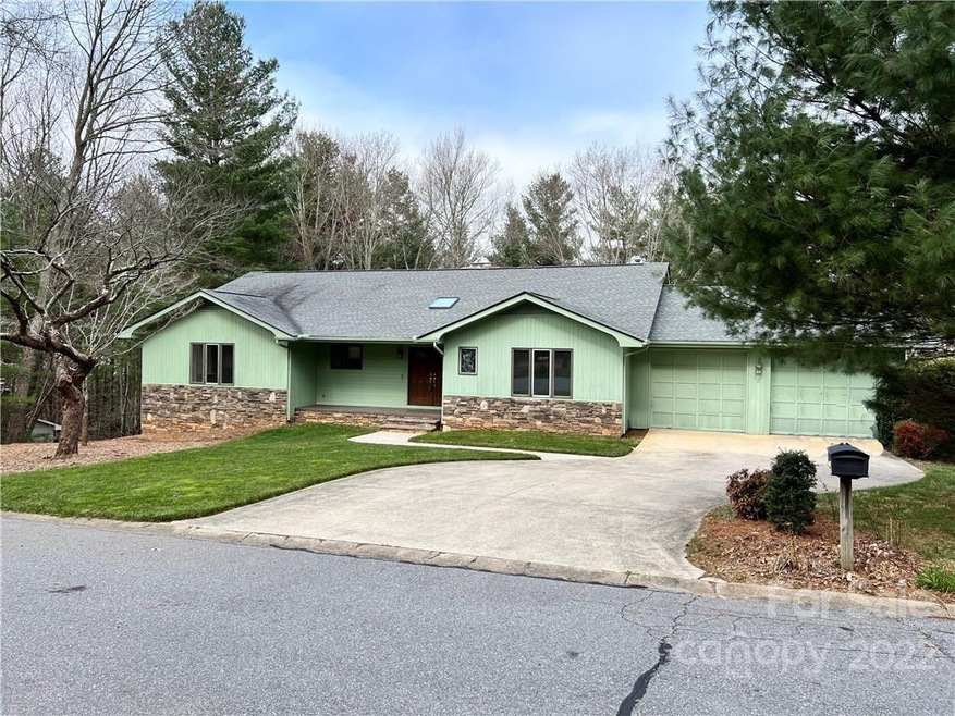 3 Gardenwood Dr, Asheville, NC 28803 - photo 1