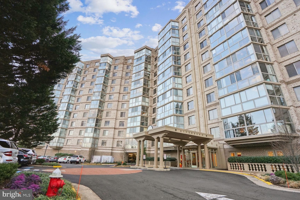 Riverbend at Lansdowne Woods unit 322, Leesburg, VA 20176 - photo 1