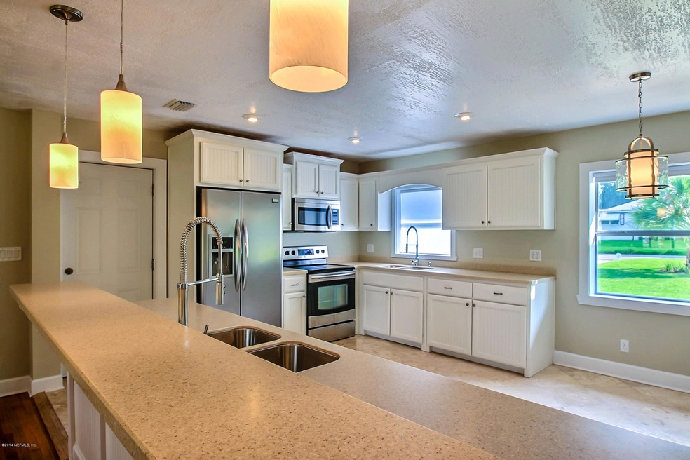 2554 Lake Shore Blvd, Jacksonville, FL 32210 - photo 1