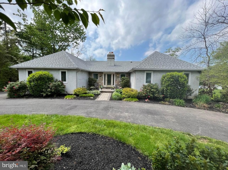 213 Burnside Ave, Norristown, PA 19403 - photo 1