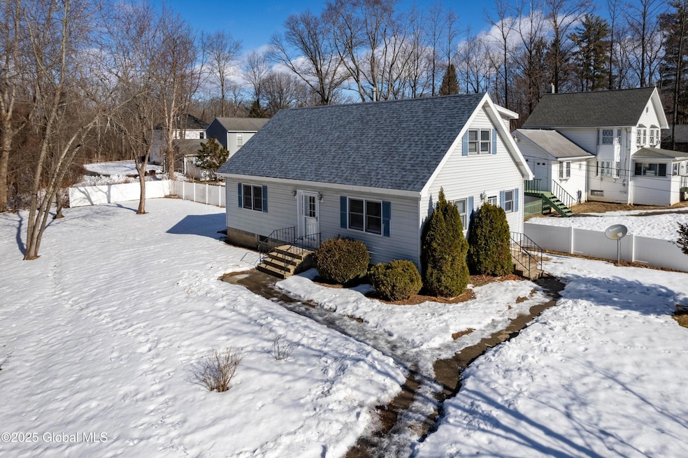 125 N Amherst Ave, Schenectady, NY 12304 - photo 1