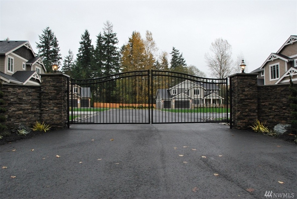 22927 Locust Way, Bothell, WA 98021 - photo 1