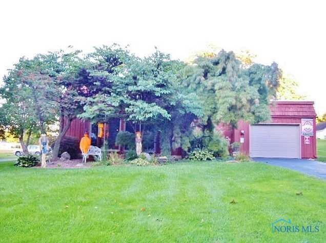 421 Winter St, Elmore, OH 43416 - photo 1